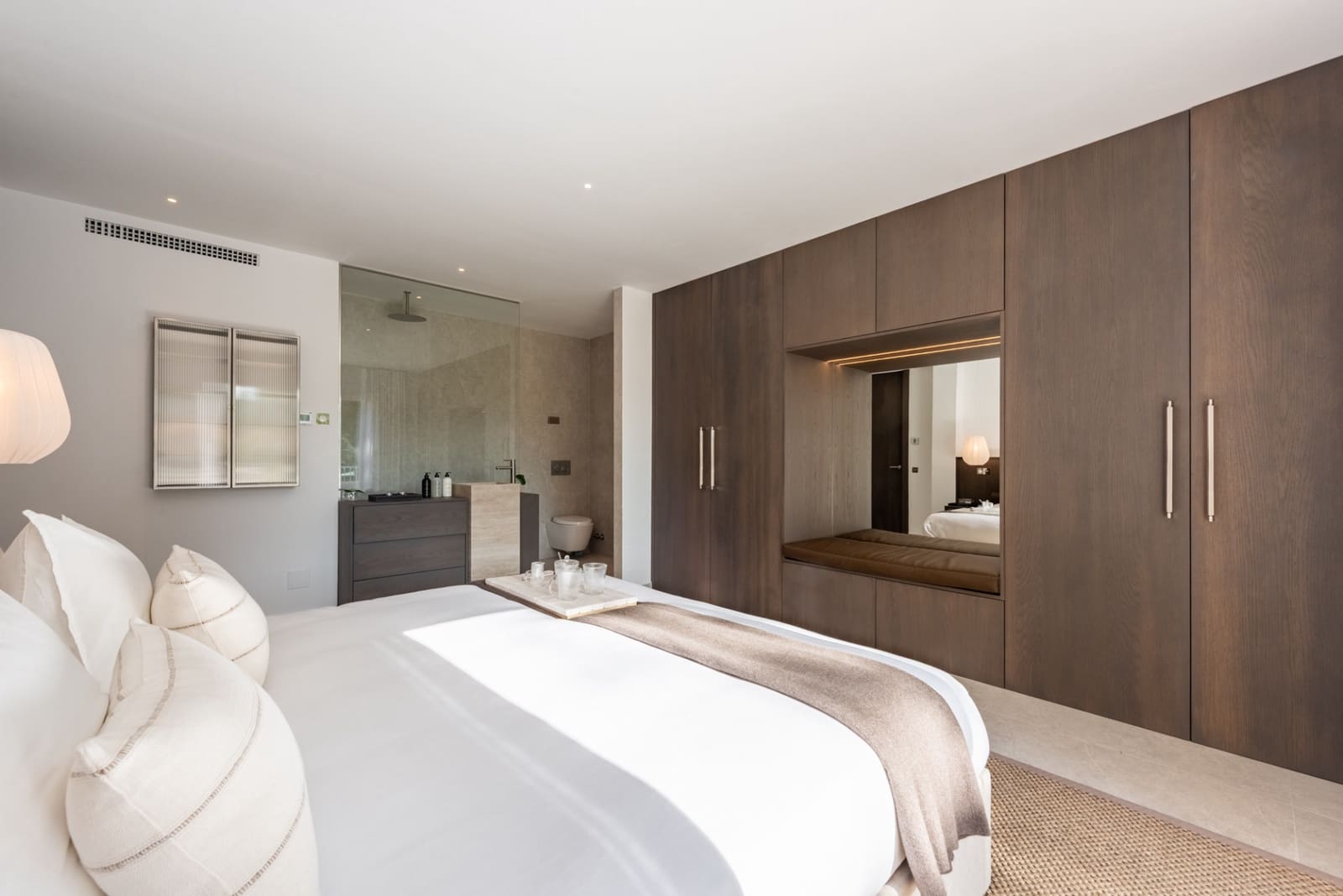 3 bedroom Penthouse for sale in Nueva Andalucia with pool garage - € 1,349,000 (Ref: 9880743)
