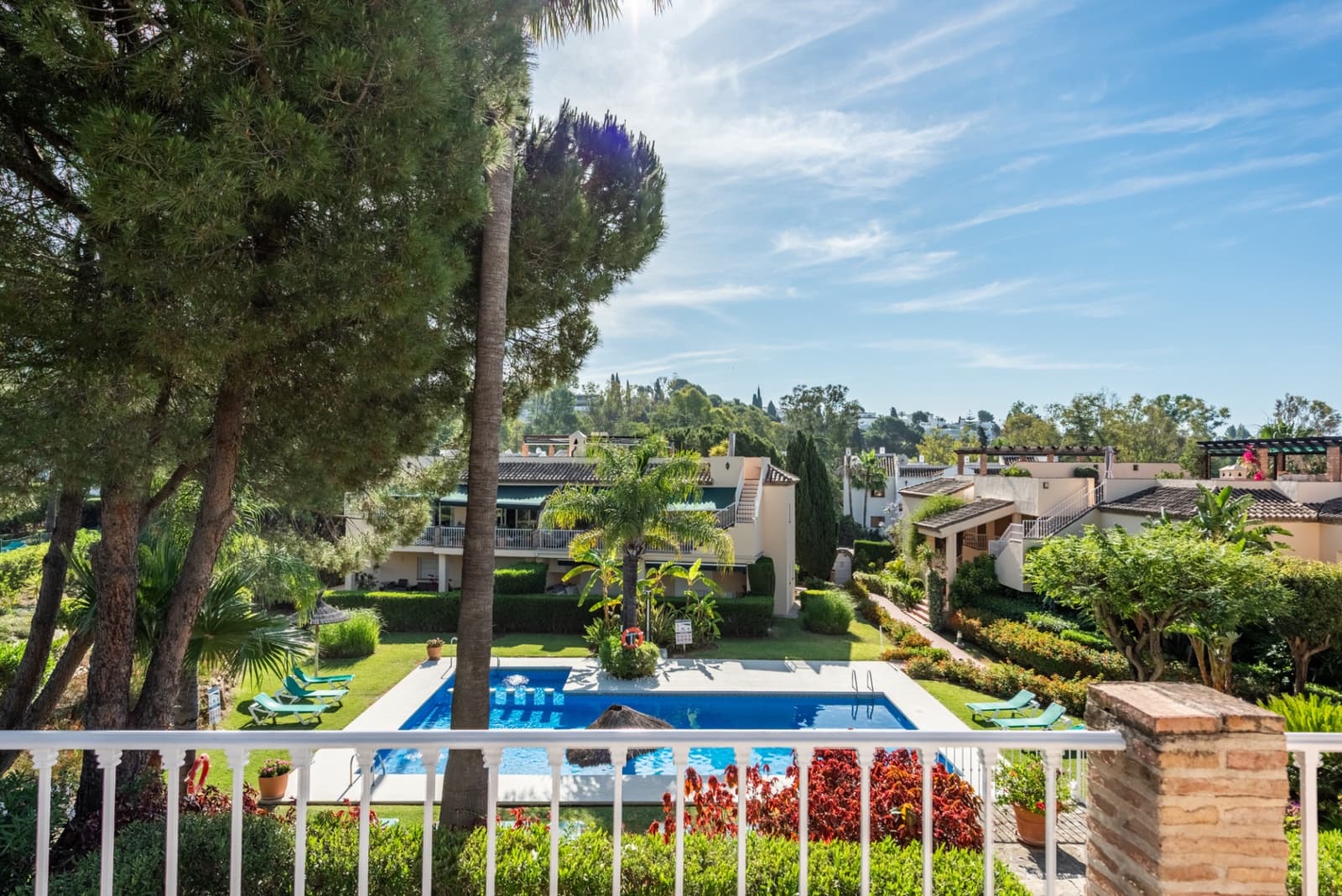 3 bedroom Penthouse for sale in Nueva Andalucia with pool garage - € 1,349,000 (Ref: 9880743)