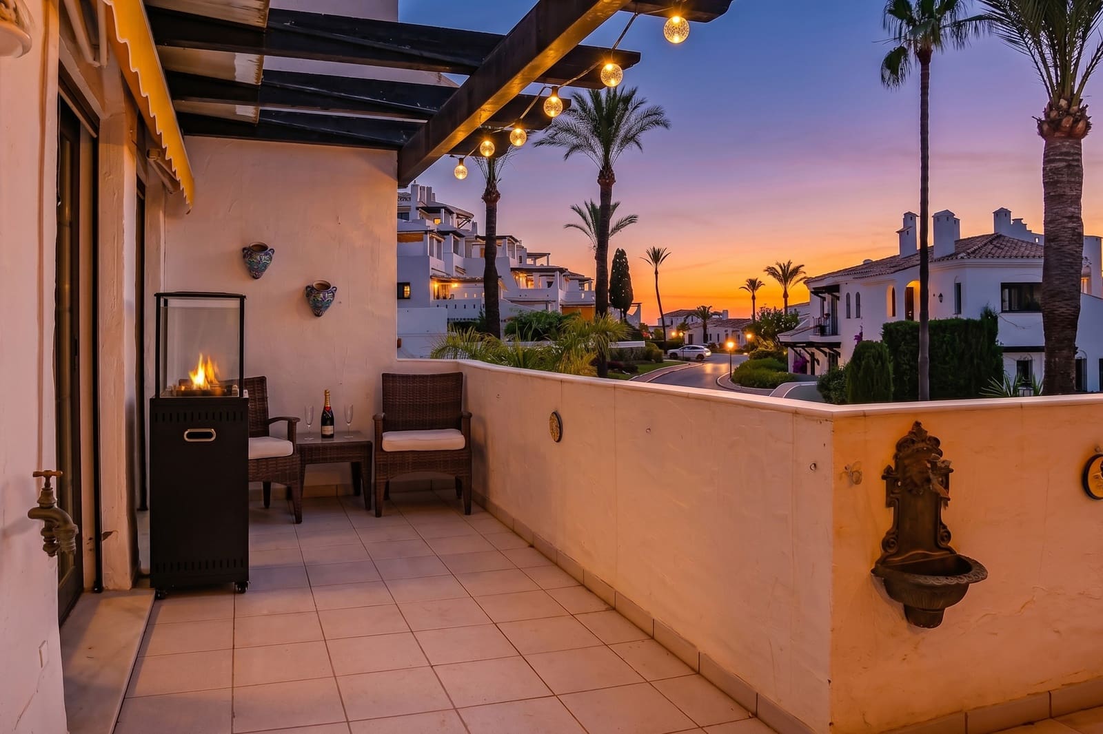 3 Zimmer Apartment zu verkaufen in Marbella mit Pool Garage - 1.250.000 € (Ref: 9880745)