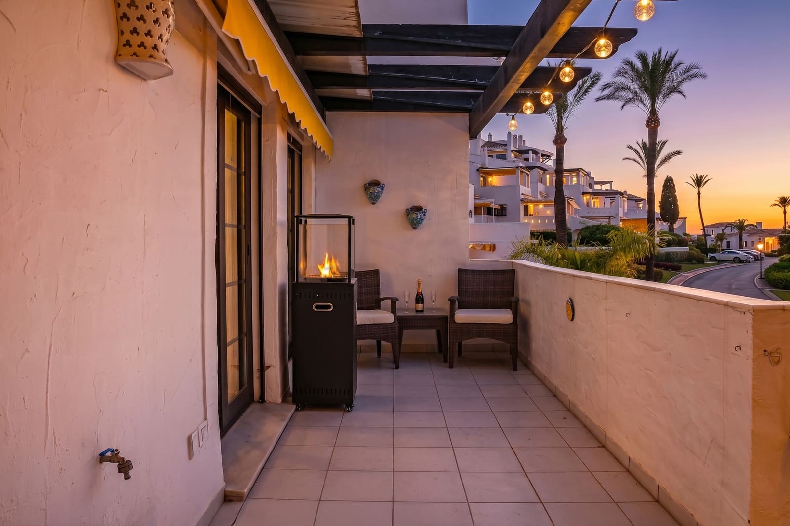 3 Zimmer Apartment zu verkaufen in Marbella mit Pool Garage - 1.250.000 € (Ref: 9880745)