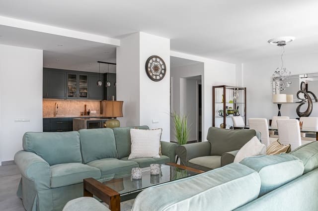 3 Zimmer Apartment zu verkaufen in Nueva Andalucía Centro, Marbella mit Pool Garage - 1.250.000 € (Ref: 9880745)