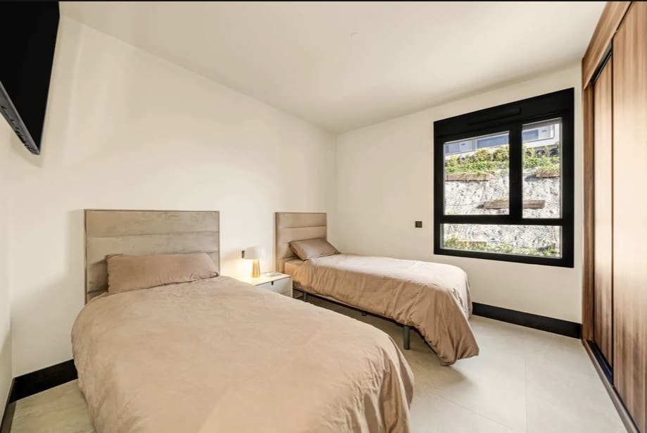 3 soveværelse Penthouse til salg i Marbella med swimmingpool garage - € 1.350.000 (Ref: 9896586)