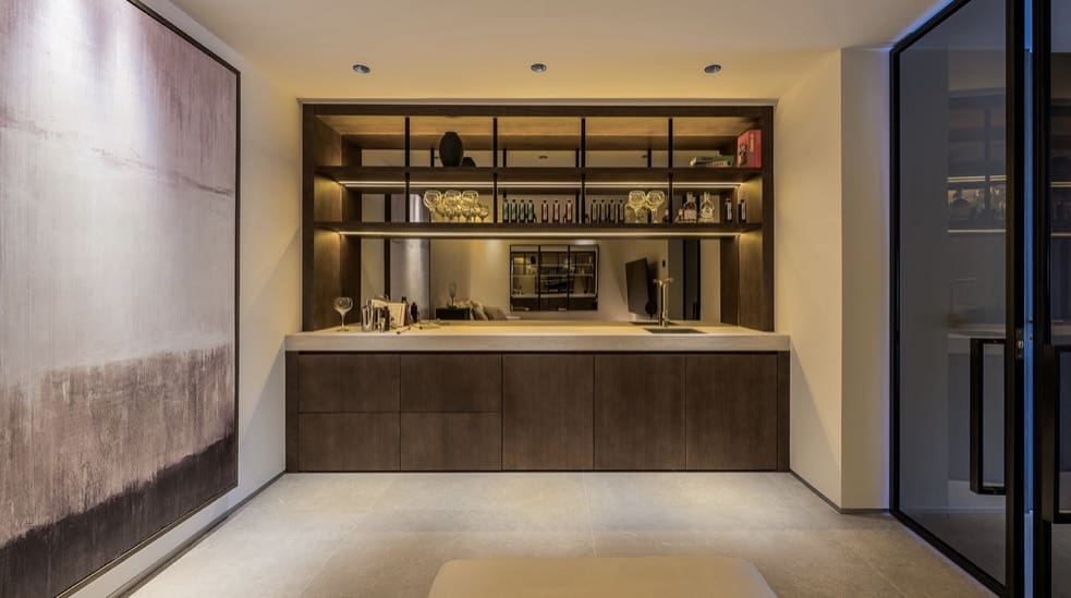 4 slaapkamer Villa te koop in Nueva Andalucia met zwembad garage - € 4.500.000 (Ref: 9896587)