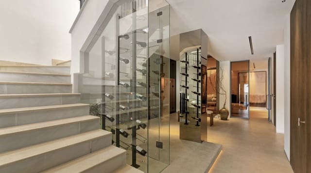 4 slaapkamer Villa te koop in Nueva Andalucia, Marbella met zwembad garage - € 4.500.000 (Ref: 9896587)