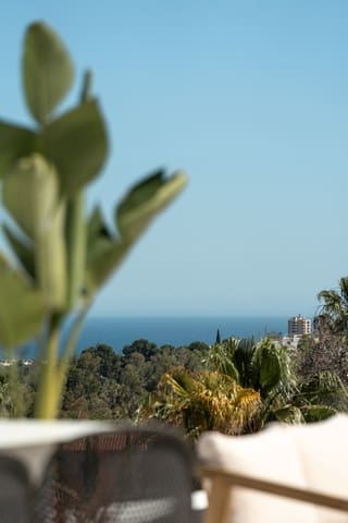 3 sypialnia Dom na sprzedaż w Marbella z basenem garażem - 995 000 € (Ref: 9896588)