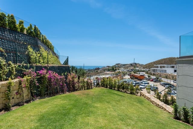 Chalet de 3 habitaciones en Benahavís en venta con piscina garaje - 2.350.000 € (Ref: 9899290)
