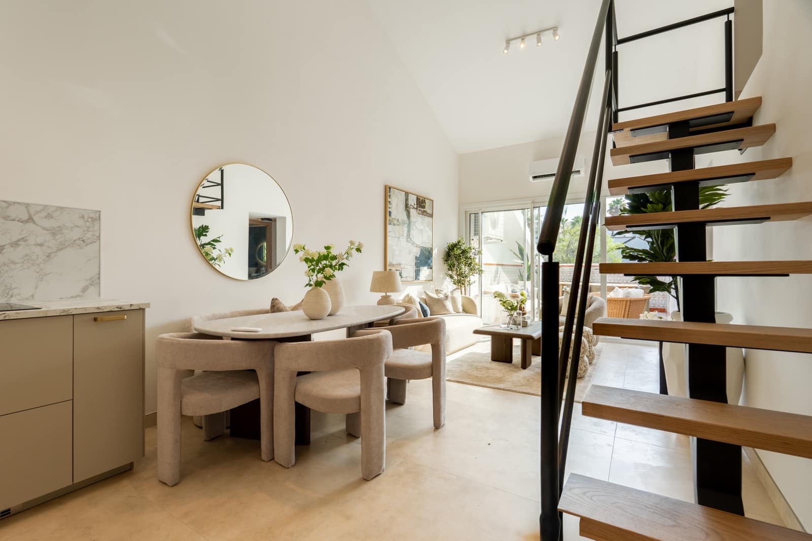 3 Zimmer Penthouse zu verkaufen in Marbella mit Pool - 695.000 € (Ref: 9904238)