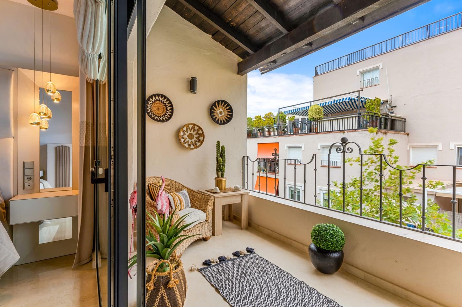 3 bedroom Penthouse for sale in Marbella with garage - € 1,360,000 (Ref: 9904239)