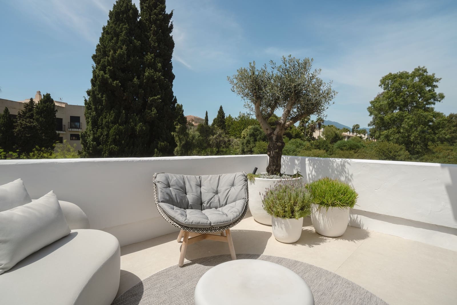 3 soveværelse Penthouse til salg i Puerto Banus med swimmingpool garage - € 1.490.000 (Ref: 9906876)