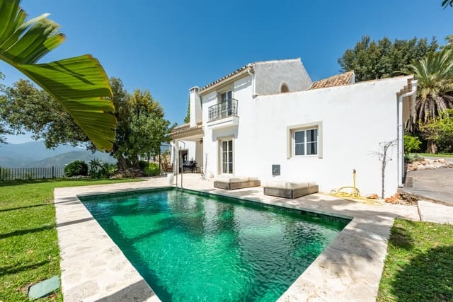 3 soveværelse Villa til salg i Istán med swimmingpool garage - € 1.595.000 (Ref: 9906877)