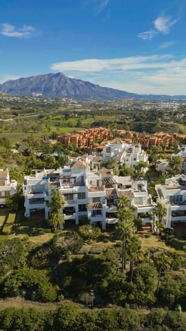 3 chambre Penthouse à vendre à Benahavís avec piscine garage - 1 695 000 € (Ref: 9910413)