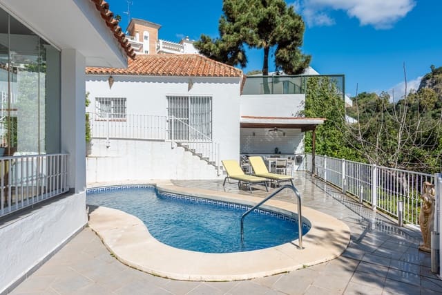 4 quarto Moradia para venda em Benahavís com piscina garagem - 1 150 000 € (Ref: 9910416)