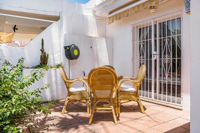 2 sypialnia Dom na sprzedaż w Marbella z basenem garażem - 695 000 € (Ref: 9920080)