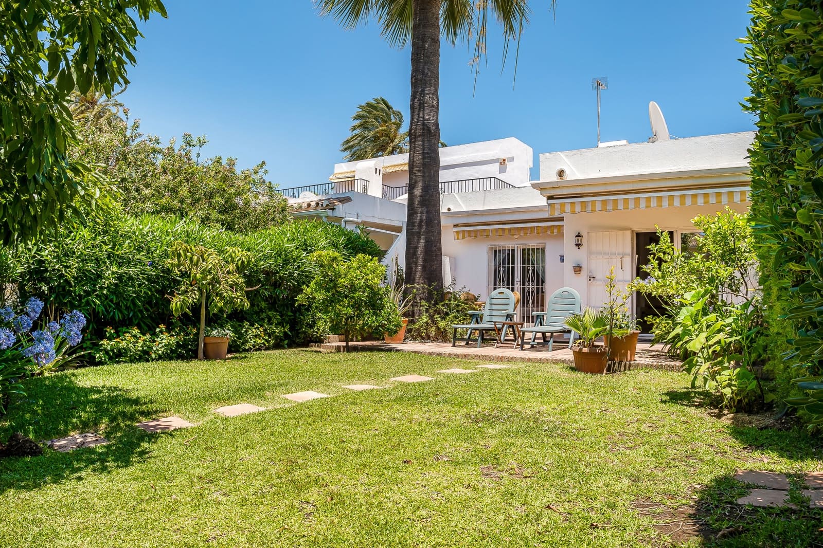 2 sypialnia Dom na sprzedaż w Marbella z basenem garażem - 695 000 € (Ref: 9920080)