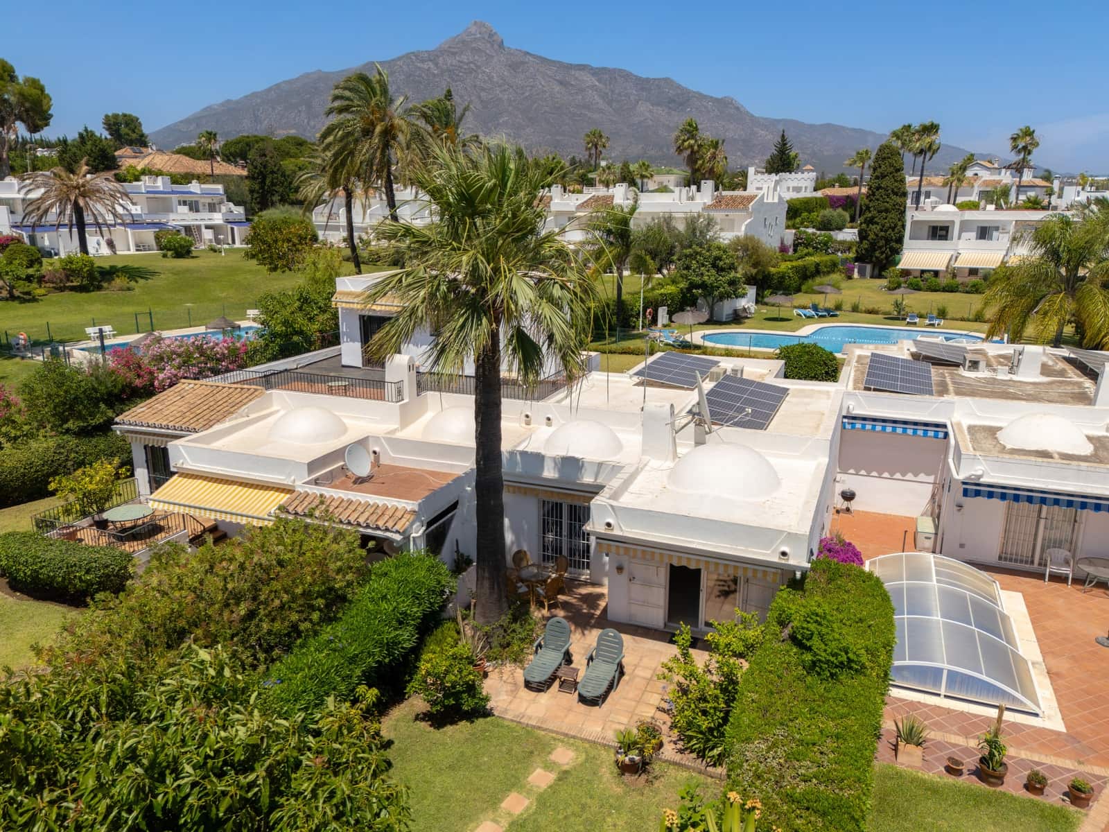 2 sypialnia Dom na sprzedaż w Marbella z basenem garażem - 695 000 € (Ref: 9920080)