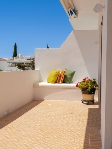 2 Zimmer Penthouse zu verkaufen in Aloha Golf, Marbella mit Pool Garage - 1.190.000 € (Ref: 9924283)