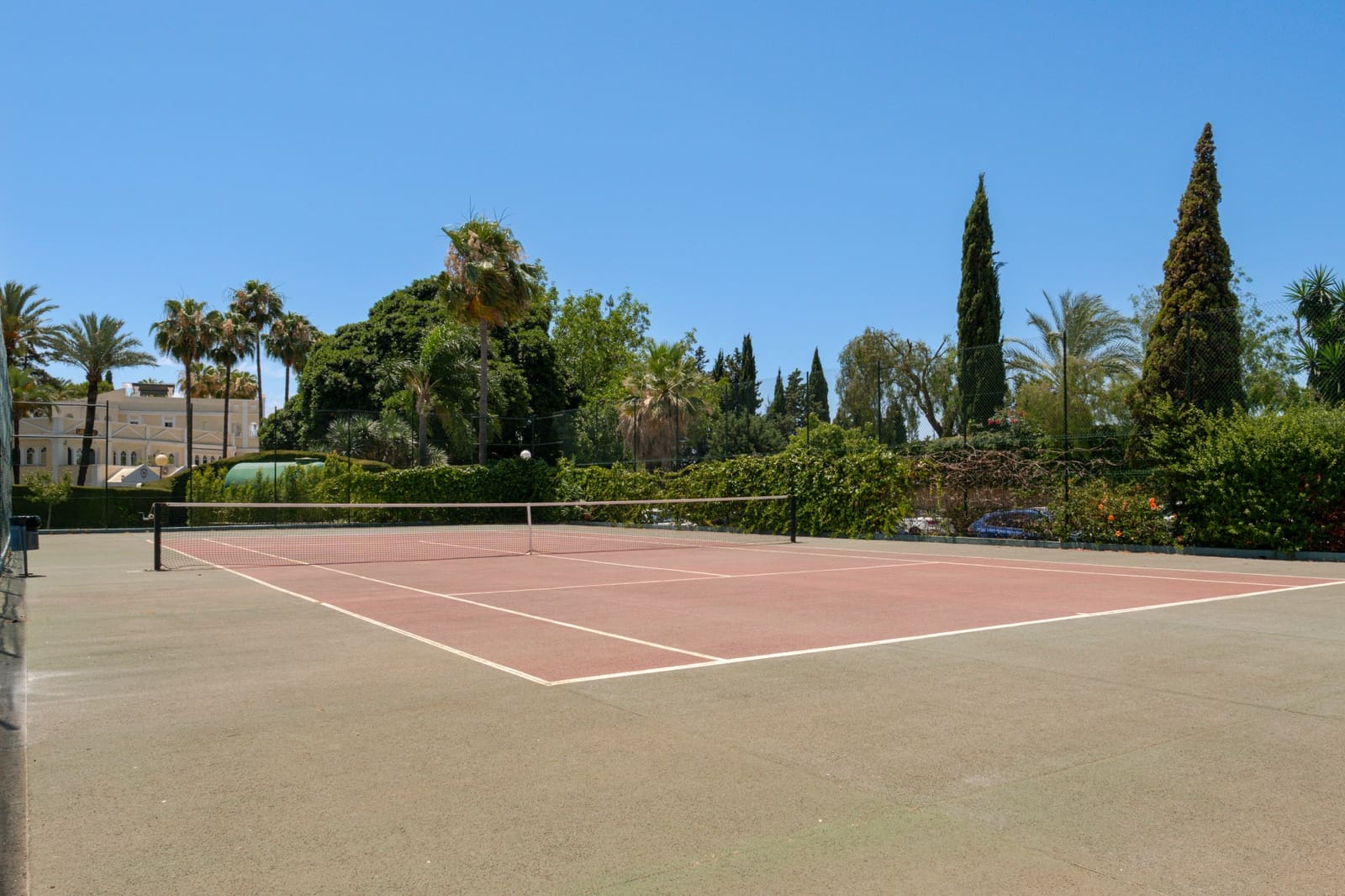 2 Zimmer Penthouse zu verkaufen in Marbella mit Pool Garage - 1.190.000 € (Ref: 9924283)
