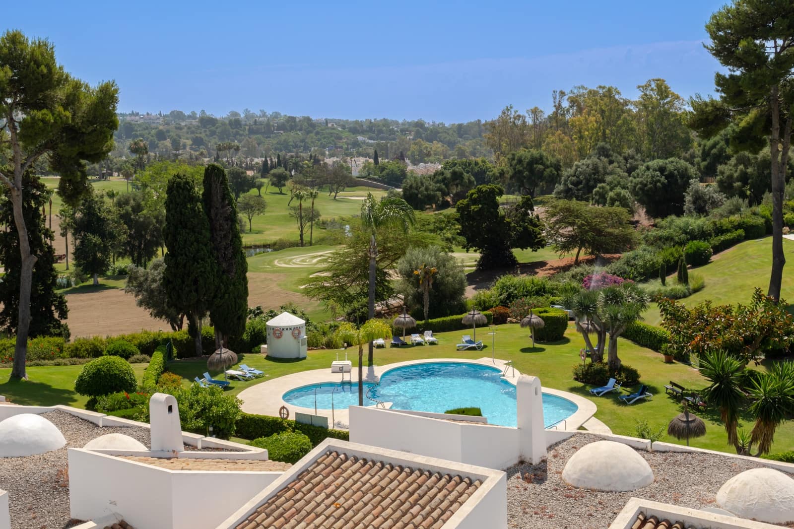 2 Zimmer Penthouse zu verkaufen in Marbella mit Pool Garage - 1.190.000 € (Ref: 9924283)