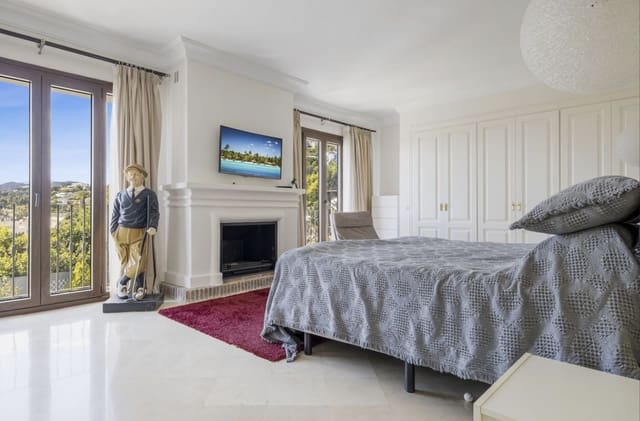 5 slaapkamer Huis te koop in La Heredia, Benahavís met zwembad garage - € 995.000 (Ref: 9924285)
