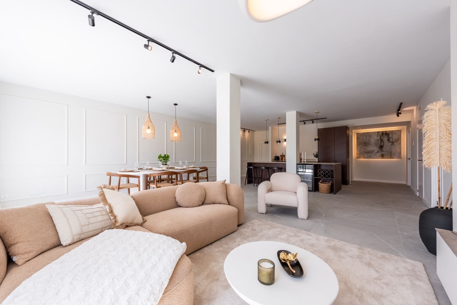3 slaapkamer Appartement te koop in La Quinta met zwembad garage - € 895.000 (Ref: 9927031)