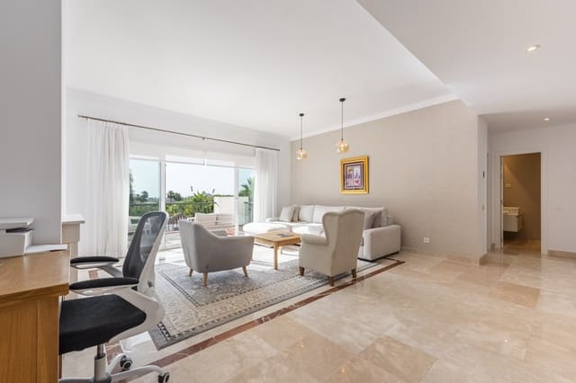2 Zimmer Penthouse zu verkaufen in El Paraíso, Benahavís mit Pool Garage - 549.000 € (Ref: 9933726)