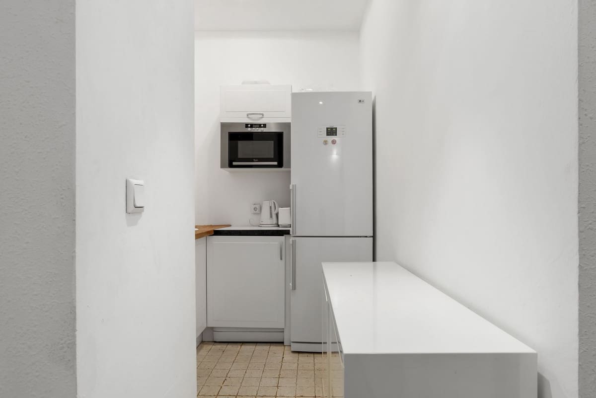 Apartamento de 2 habitaciones en Puerto Banus en venta con garaje - 500.000 € (Ref: 9936055)