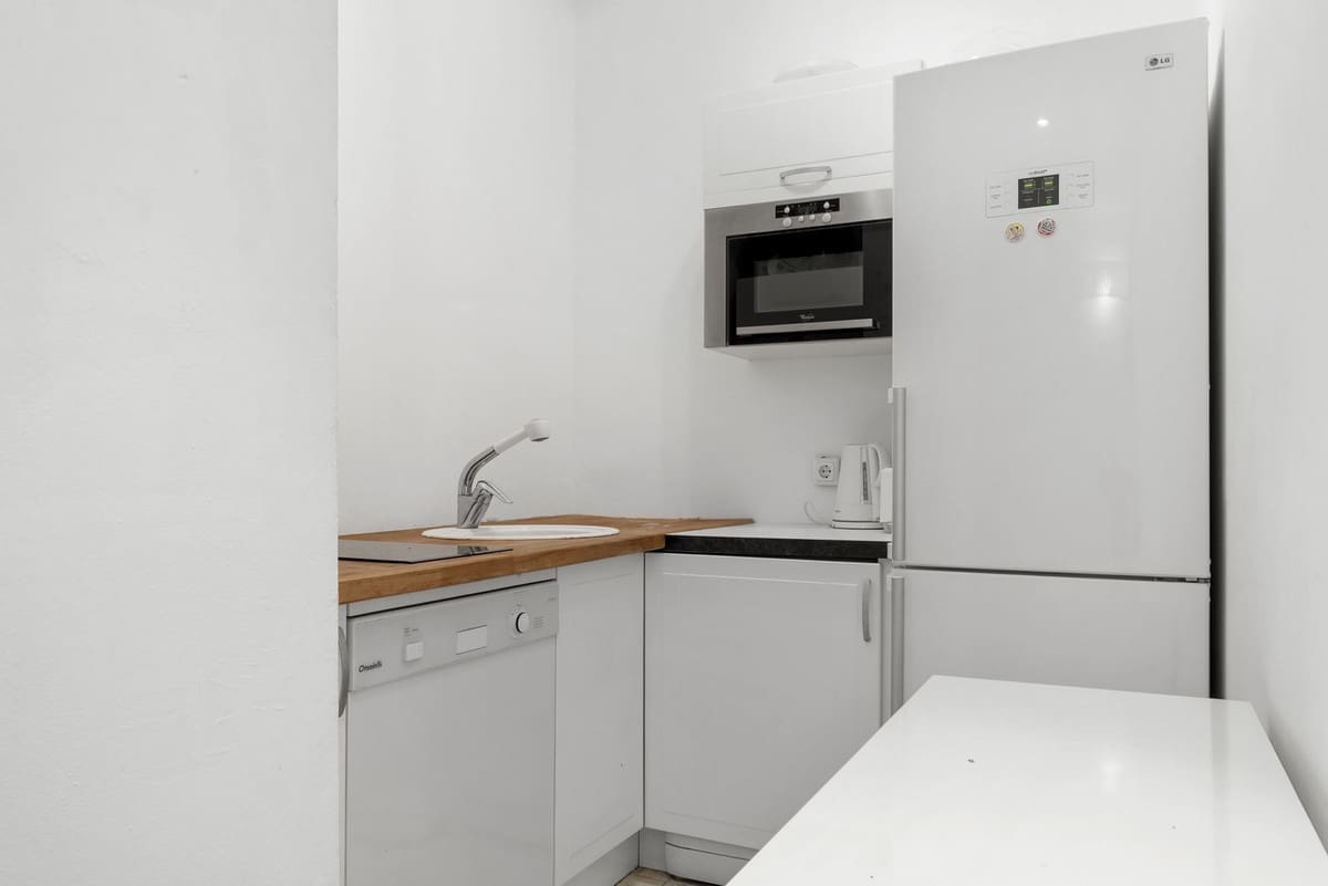 Apartamento de 2 habitaciones en Puerto Banus en venta con garaje - 500.000 € (Ref: 9936055)