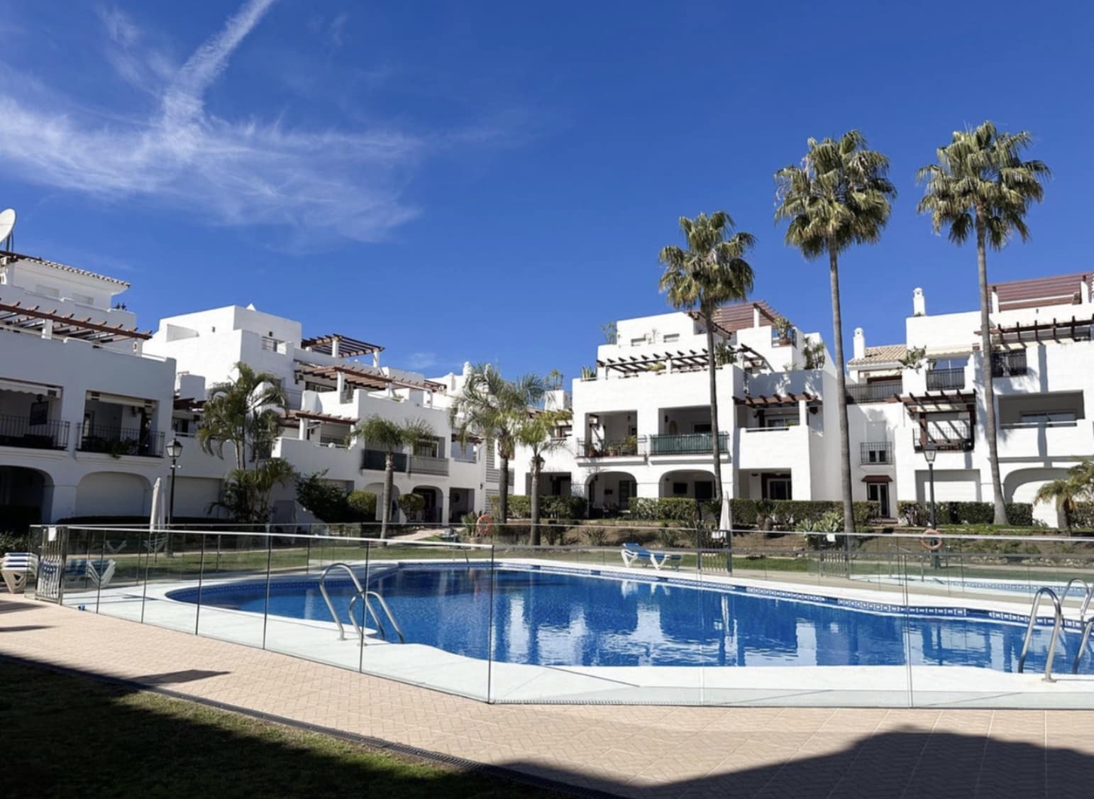 3 soverom Leilighet til salgs i San Pedro de Alcantara med svømmebasseng - € 745 000 (Ref: 9937819)