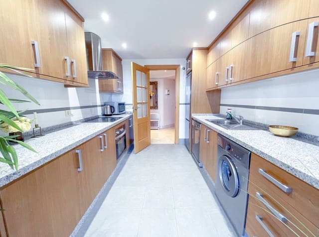 3 soverom Leilighet til salgs i San Pedro de Alcantara, Marbella med svømmebasseng garasje - € 820 000 (Ref: 9937820)