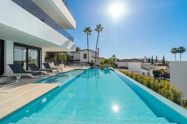 5 quarto Moradia para venda em Nueva Andalucia, Marbella com piscina garagem - 4 350 000 € (Ref: 9941997)