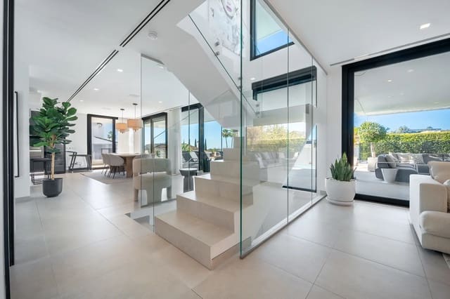 5 quarto Moradia para venda em Nueva Andalucia, Marbella com piscina garagem - 4 350 000 € (Ref: 9941997)