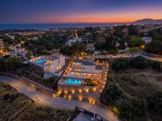 8 bedroom Villa for sale in Marbella with pool garage - € 1,680,000 (Ref: 9949402)
