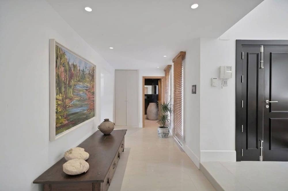 6 bedroom Villa for sale in Marbella with pool garage - € 5,490,000 (Ref: 9953912)