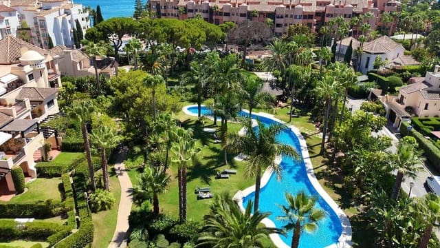 3 camera da letto Appartamento in vendita in Puerto Banus, Marbella con piscina garage - 799.000 € (Rif: 9955701)