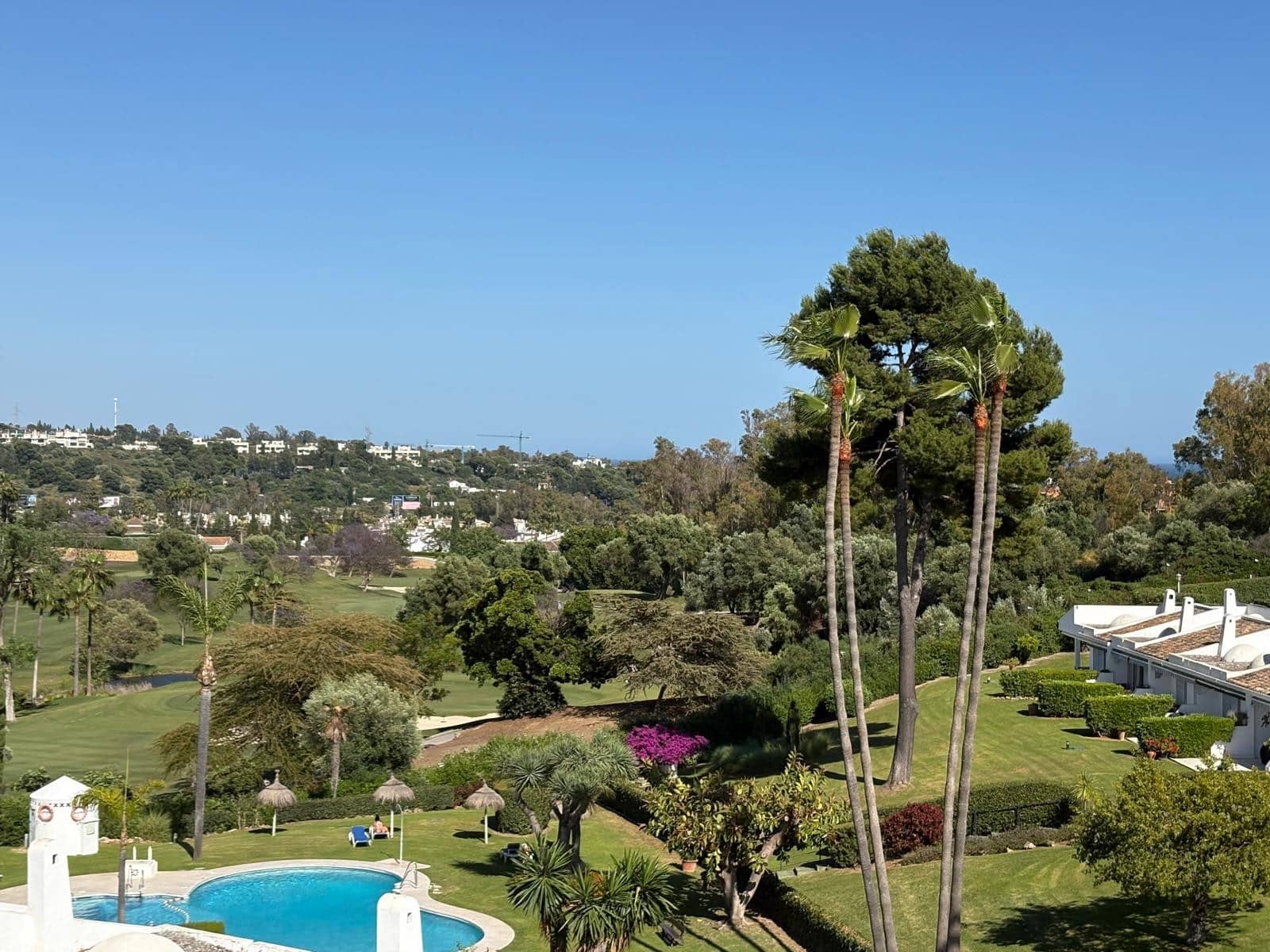 3 Zimmer Penthouse zu verkaufen in Marbella mit Pool Garage - 799.000 € (Ref: 9957624)