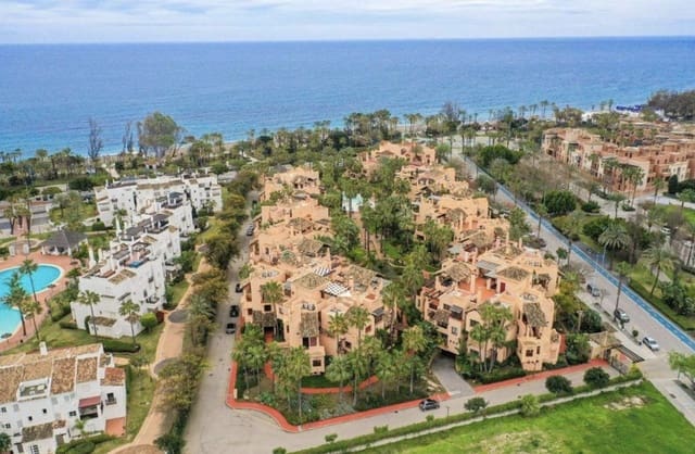 2 soveværelse Lejlighed til salg i San Pedro de Alcantara, Marbella med swimmingpool garage - € 950.000 (Ref: 9959407)
