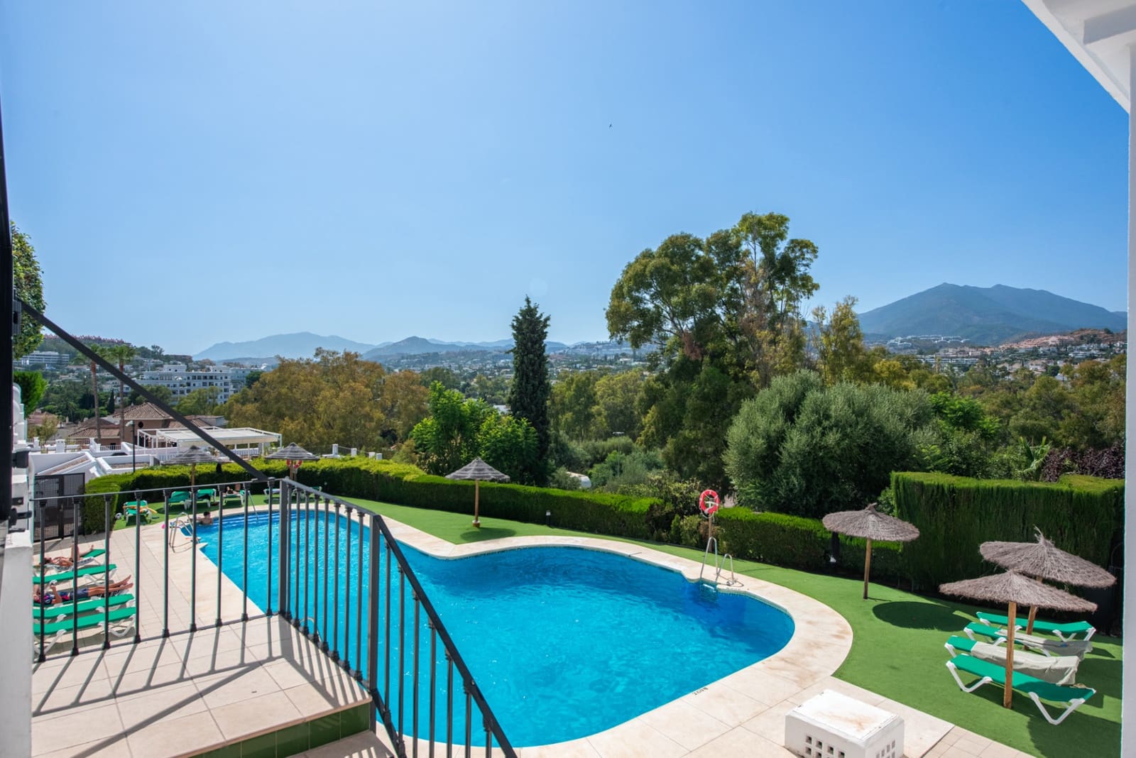 3 sovrum Hus till salu i Marbella med pool - 775 000 € (Ref: 9964964)