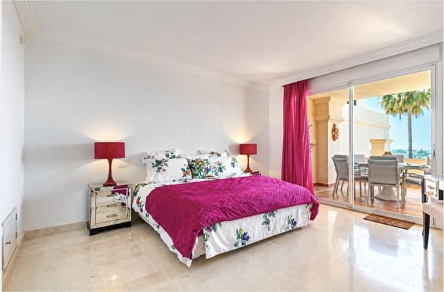 2 slaapkamer Appartement te koop in Marbella met zwembad garage - € 850.000 (Ref: 9964965)