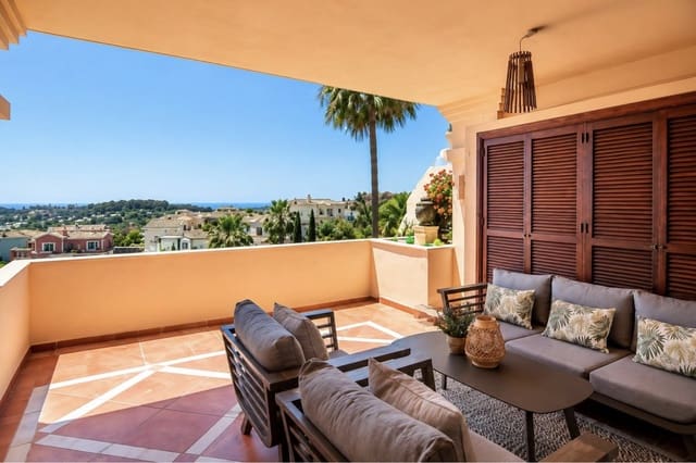 2 slaapkamer Appartement te koop in Marbella met zwembad garage - € 850.000 (Ref: 9964965)