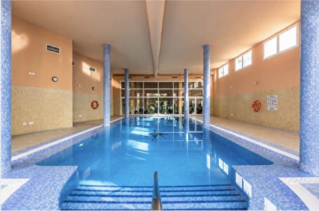 2 slaapkamer Appartement te koop in Marbella met zwembad garage - € 850.000 (Ref: 9964965)