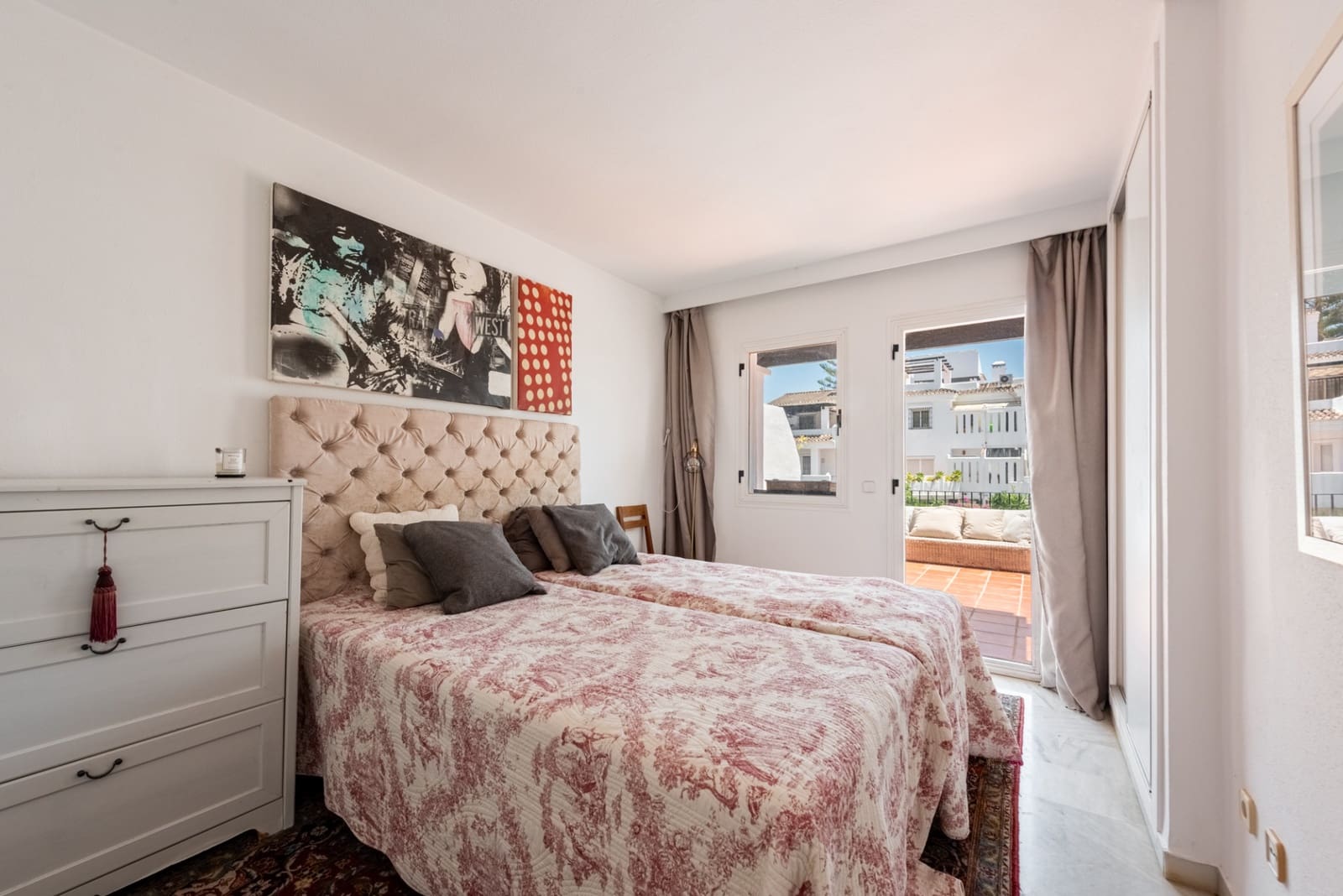 3 soverom Hus til salgs i Marbella med svømmebasseng garasje - € 595 000 (Ref: 9966324)