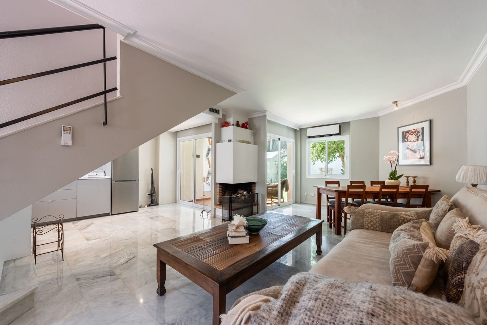 3 soverom Hus til salgs i Marbella med svømmebasseng garasje - € 595 000 (Ref: 9966324)
