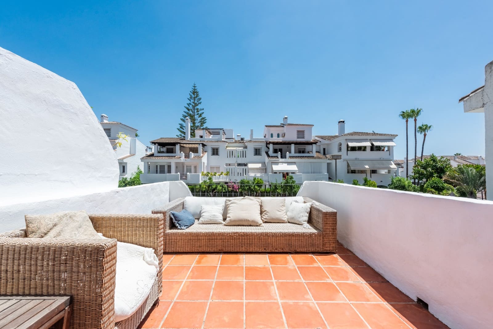3 soverom Hus til salgs i Marbella med svømmebasseng garasje - € 595 000 (Ref: 9966324)