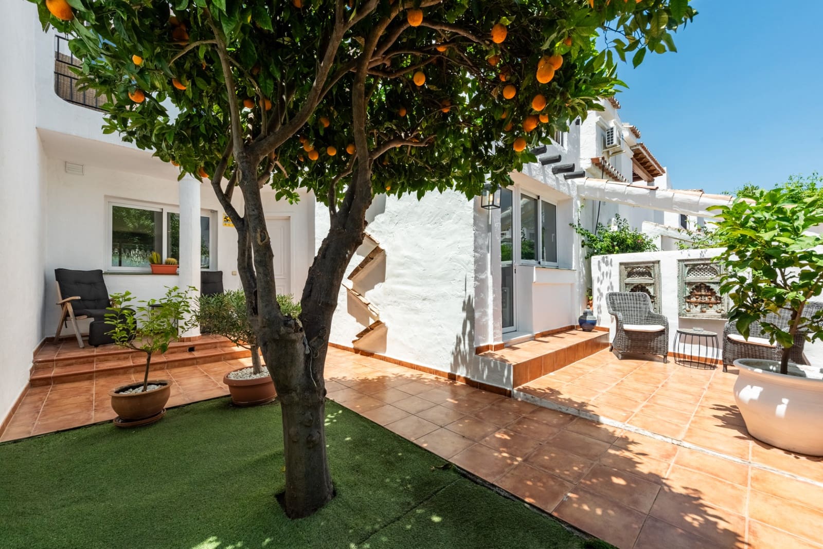 3 soverom Hus til salgs i Marbella med svømmebasseng garasje - € 595 000 (Ref: 9966324)
