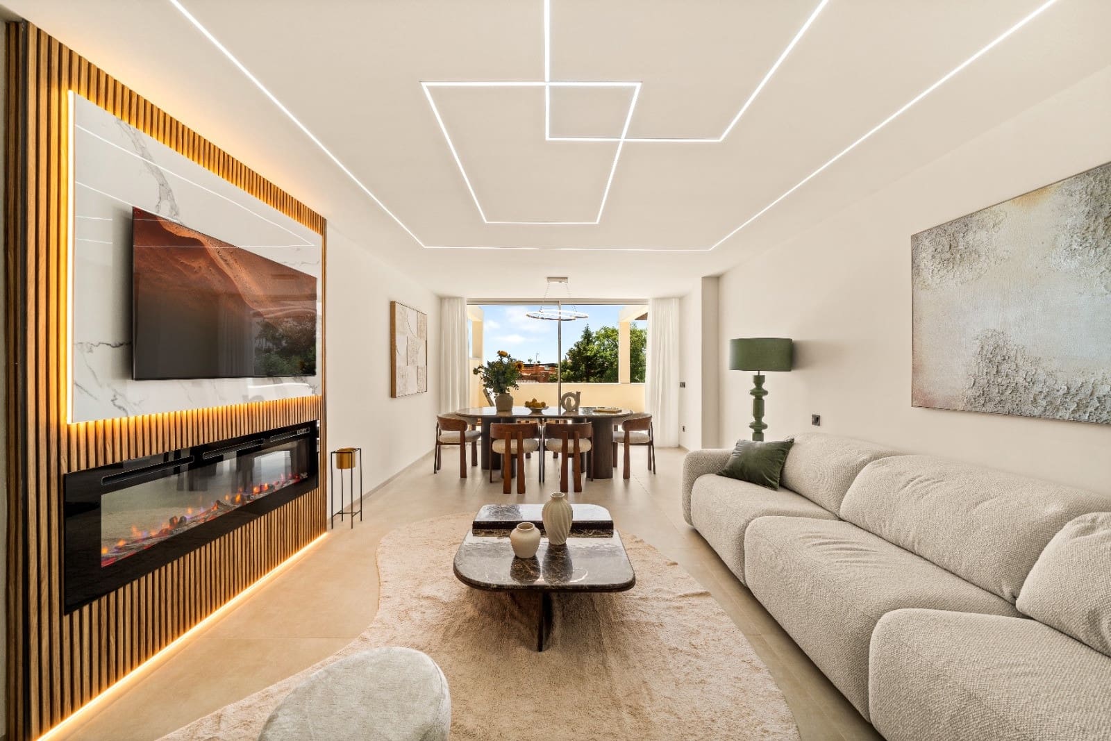 3 soverom Villa til salgs i La Quinta med svømmebasseng garasje - € 995 000 (Ref: 9966325)