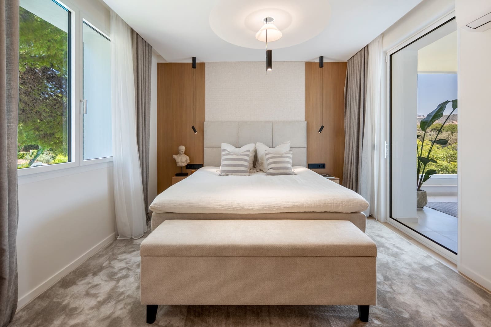 3 soverom Penthouse til salgs i Marbella med svømmebasseng garasje - € 1 695 000 (Ref: 9970300)