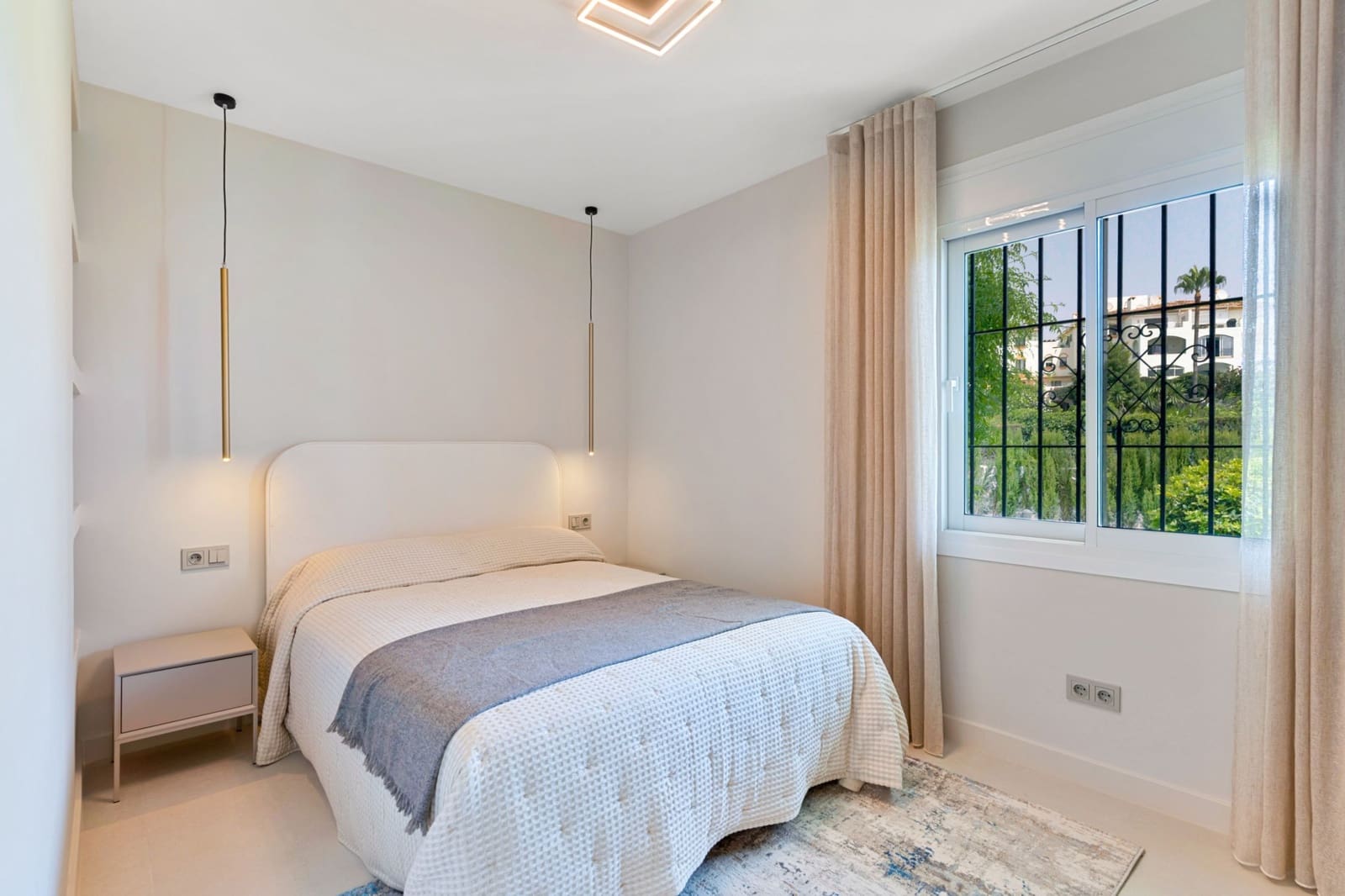 3 soveværelse Lejlighed til salg i Marbella med swimmingpool garage - € 1.090.000 (Ref: 9972996)
