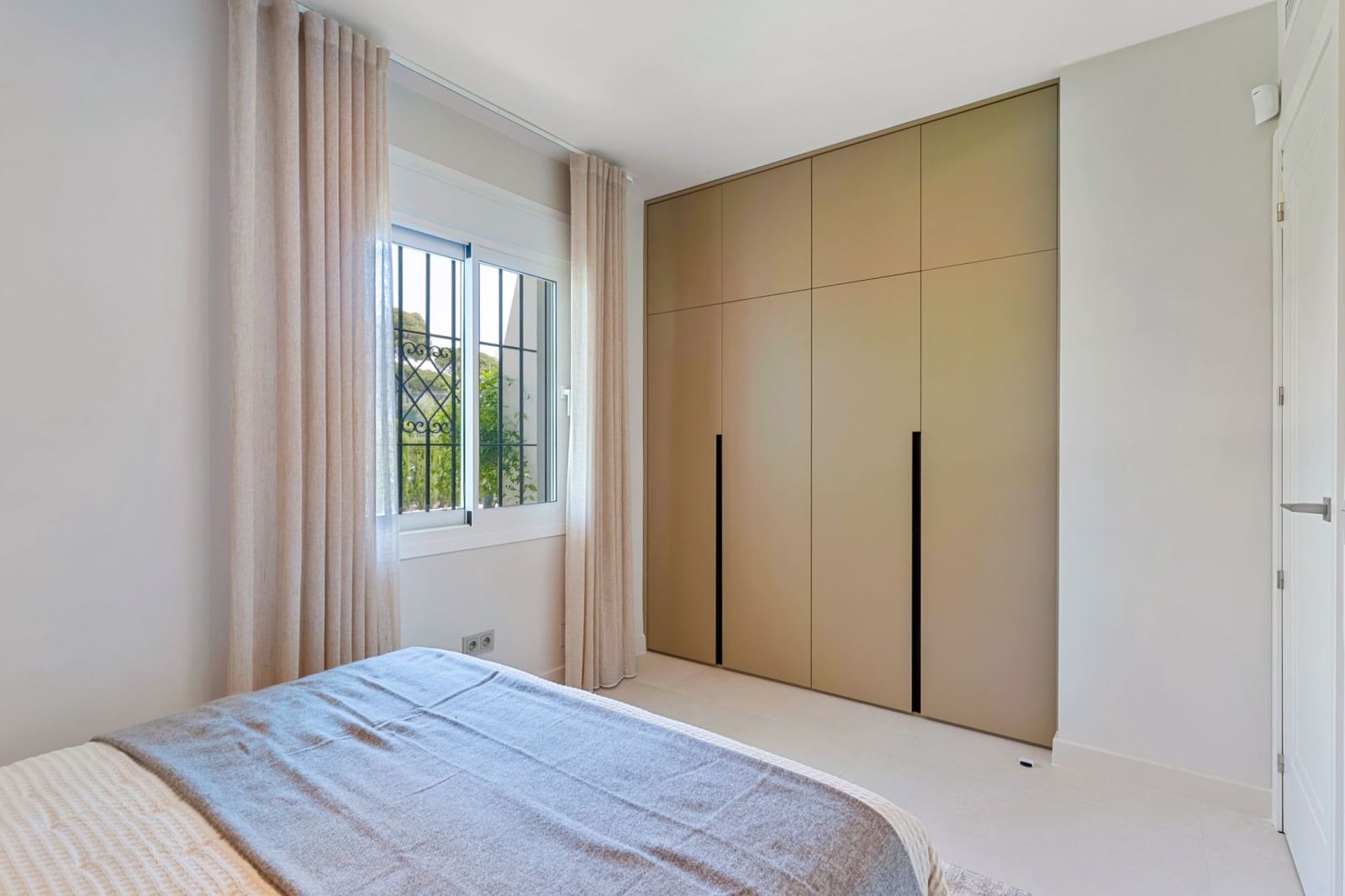 3 soveværelse Lejlighed til salg i Marbella med swimmingpool garage - € 1.090.000 (Ref: 9972996)