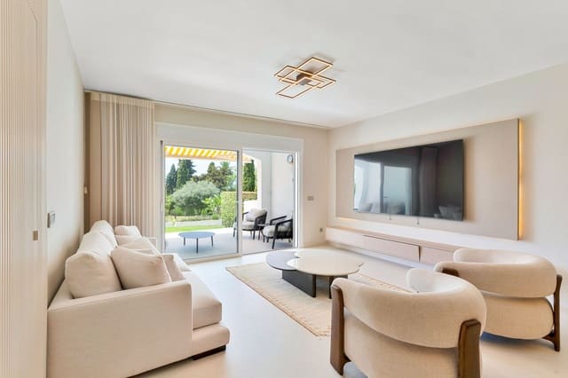 3 slaapkamer Appartement te koop in Nueva Andalucía Centro, Marbella met zwembad garage - € 1.090.000 (Ref: 9972996)