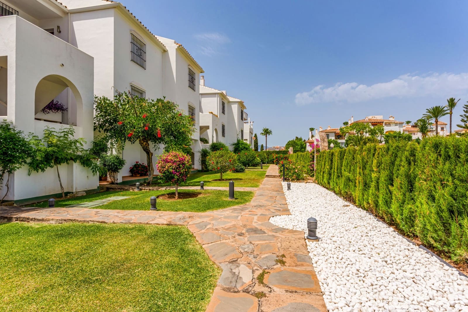 3 soveværelse Lejlighed til salg i Marbella med swimmingpool garage - € 1.090.000 (Ref: 9972996)
